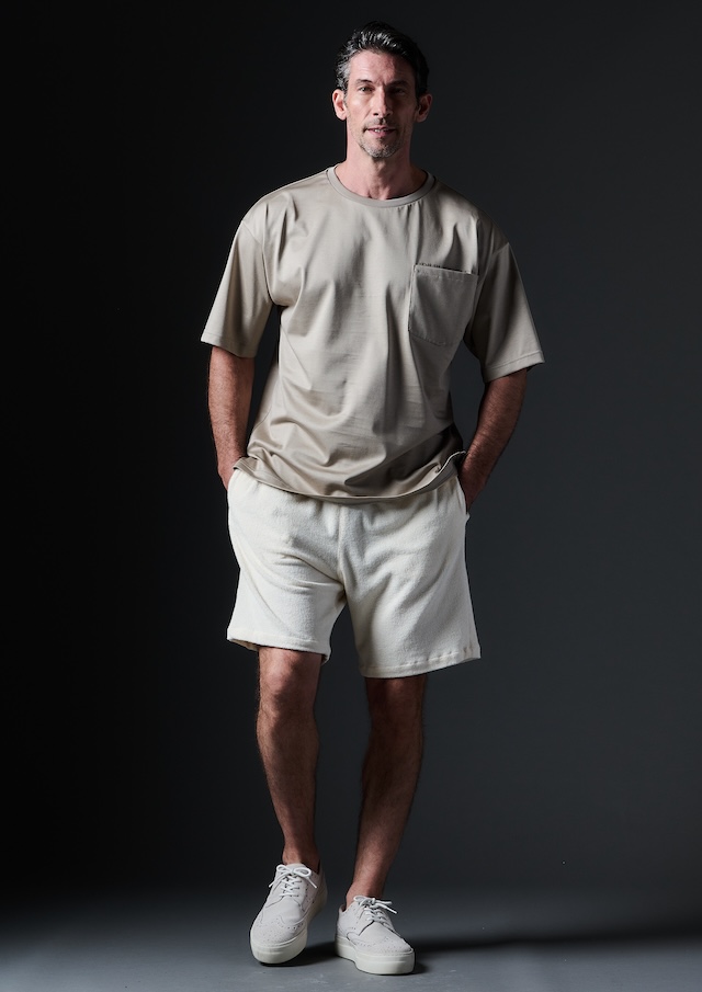 113 POCKET BIG TEE |1PIU1UGUALE3(ウノ ピゥ ウノ ウグァーレ トレ