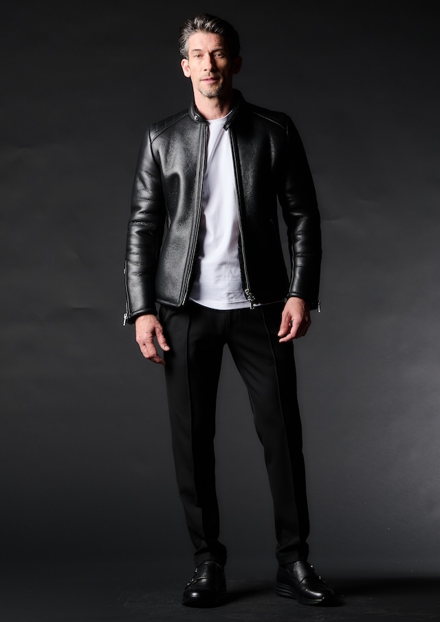 CREASE SLACKS |1PIU1UGUALE3(ウノ ピゥ ウノ ウグァーレ トレ)公式