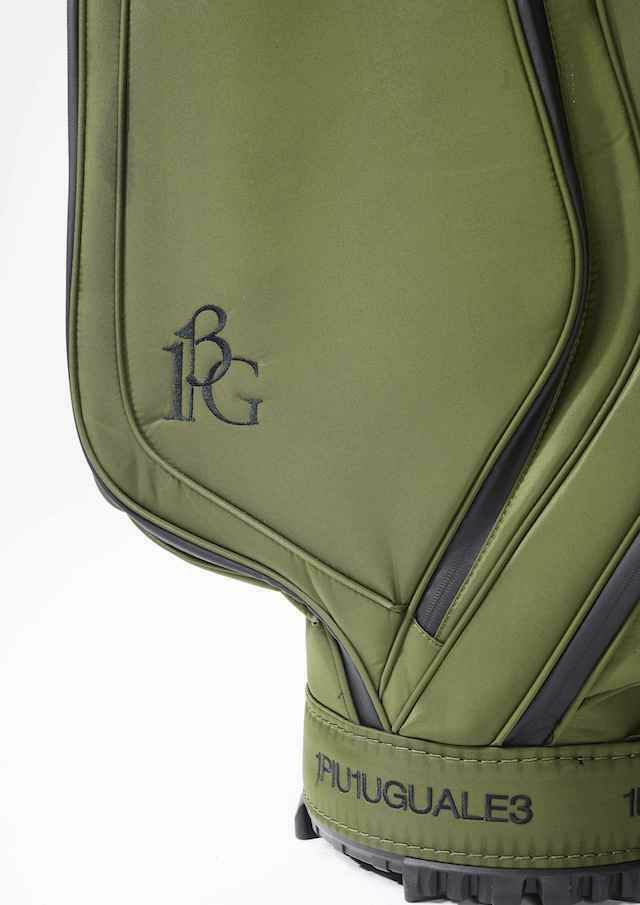 新品タグ付き　1PIU1UGUALE3 ゴルフミトン　ブラック　黒 113 GOLF CADDIE BAG |1PIU1UGUALE3(ウノ ピゥ ウノ ウグァーレ