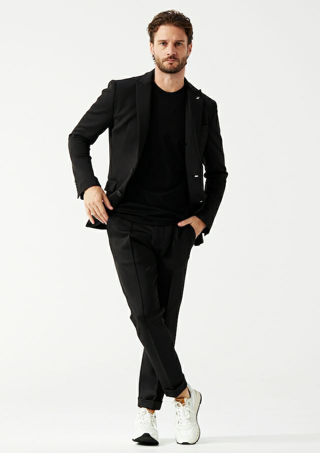CREASE SLACKS FLAGSHIP STORE LIMITED |1PIU1UGUALE3(ウノ ピゥ ウノ