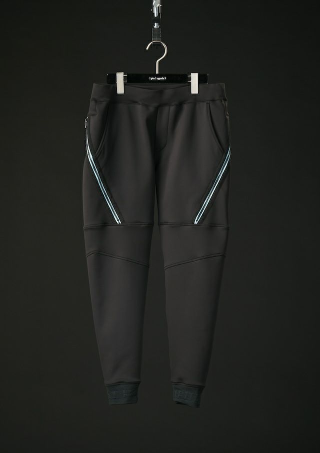 113 SPORT DIAGONAL ZIP RIB PT |1PIU1UGUALE3(ウノ ピゥ ウノ