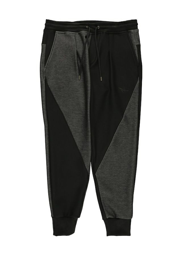 BLACK/D.GRAY
